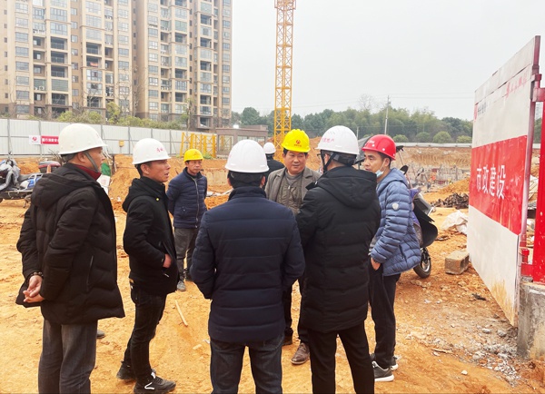 南昌市政建設集團湖南名門國際項目節(jié)前安全檢查6001.jpg