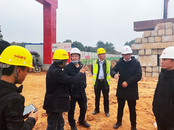 南昌市政建設集團湖南名門國際項目節(jié)前安全檢查6003.jpg